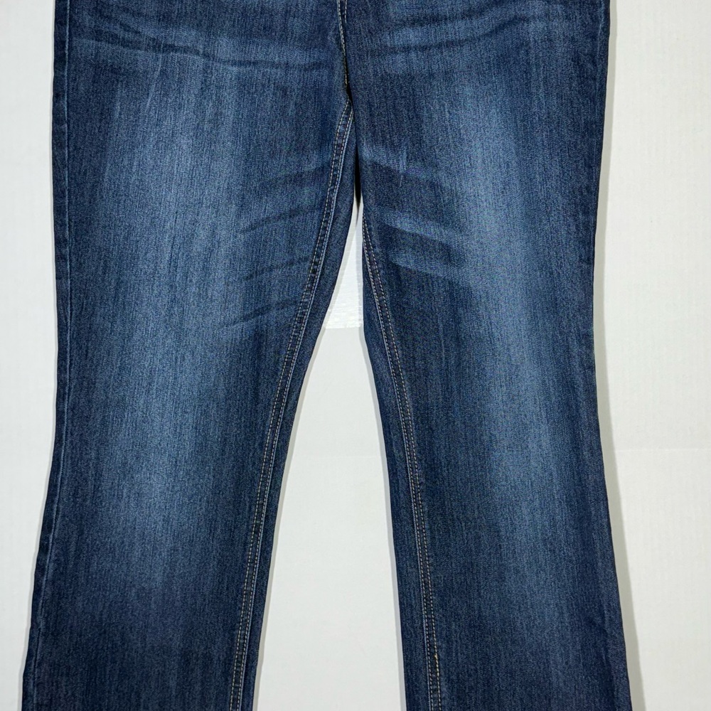 Maurices Women’s Stretch Jeans 11/12 Short Bootcut Blue Denim Pants